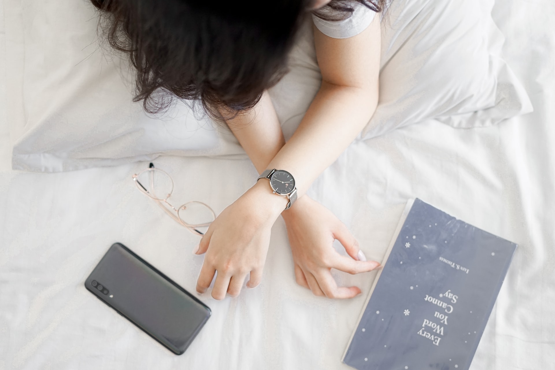 Read more about the article Three Apps that Help Stressed Out People Sleep Like a Baby